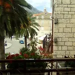 Leon Korcula Town