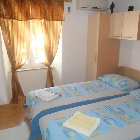 Apartman Leon *
