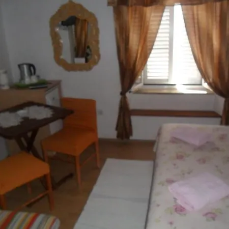 Leon Apartman