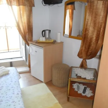 Leon Apartman *