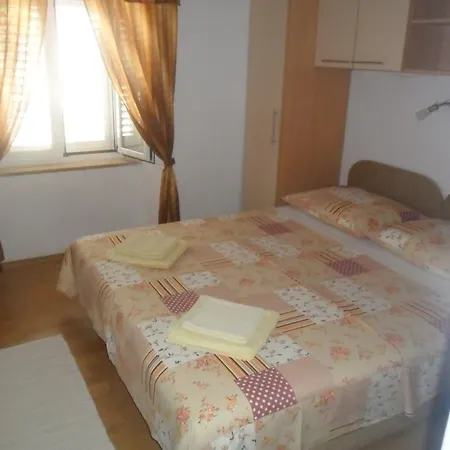 Leon Apartman *